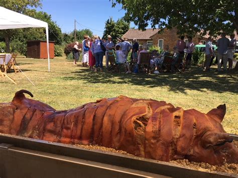 cheap hog roast oxfordshire